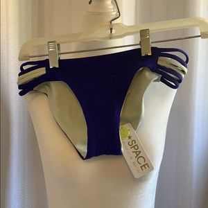L*space reversible bikini bottom (small)